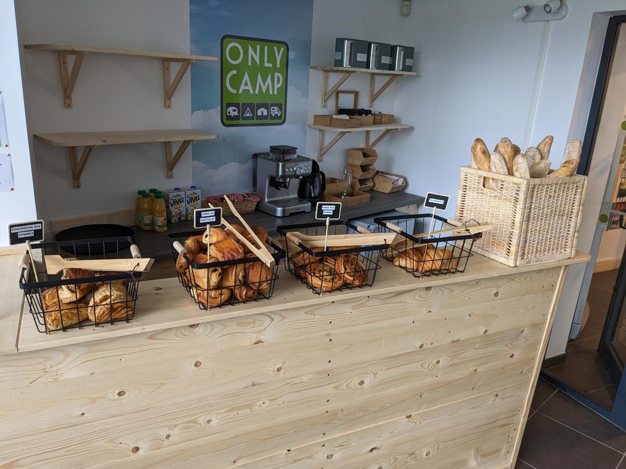 Camping Onlycamp Tours Val De Loire サン・タヴェルタン エクステリア 写真